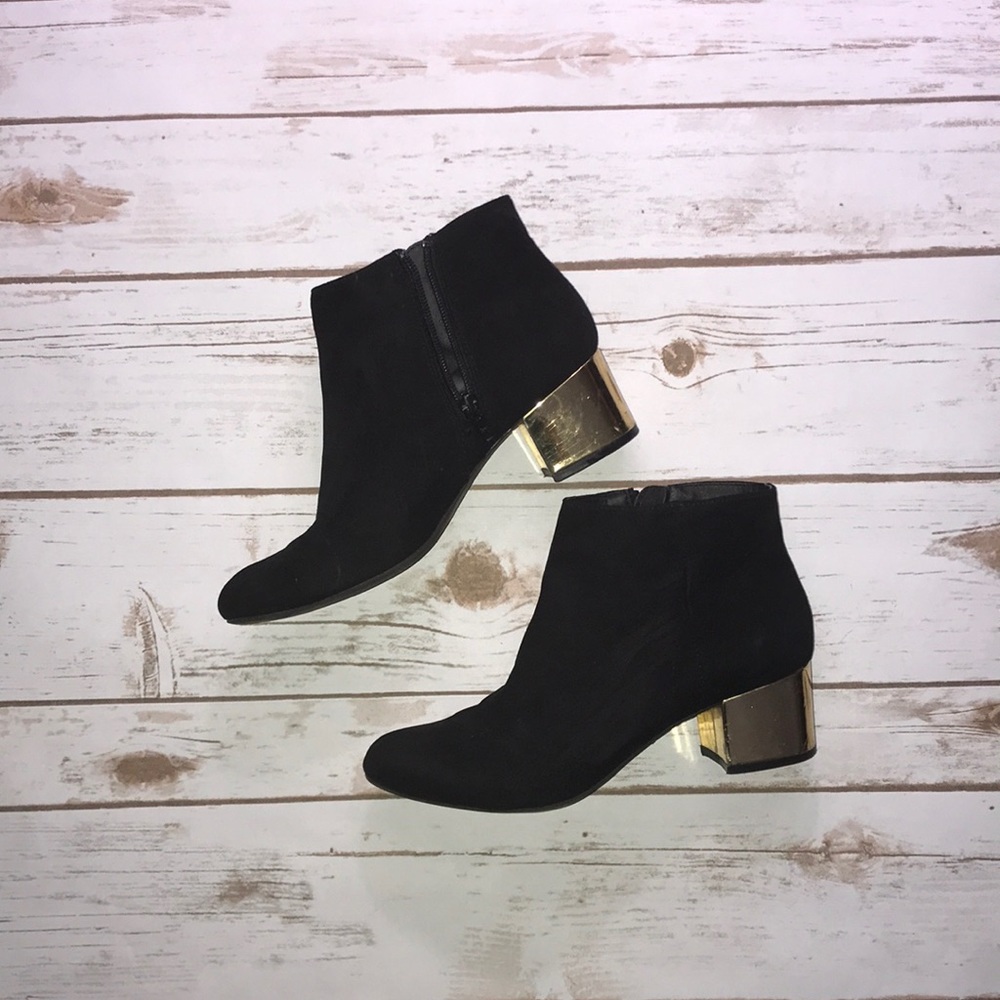 Black & Gold ankle boots size 6.5